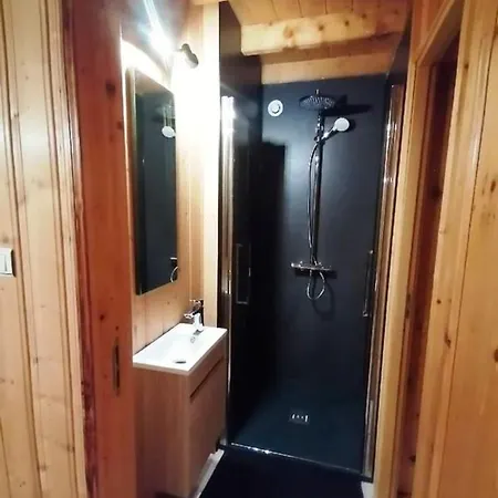 Very And Bright 210 M With Sauna And *