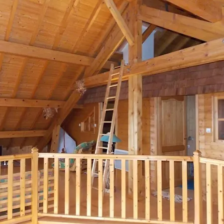 度假居 Very And Bright 210 M With Sauna And